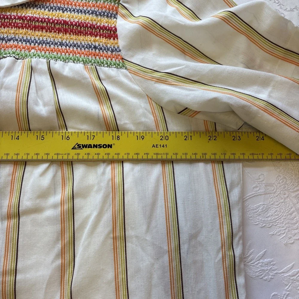 Vtg Grannycore Nightie House Dress Pearl Snap Colorful Embroidered‎ Pockets 60s
